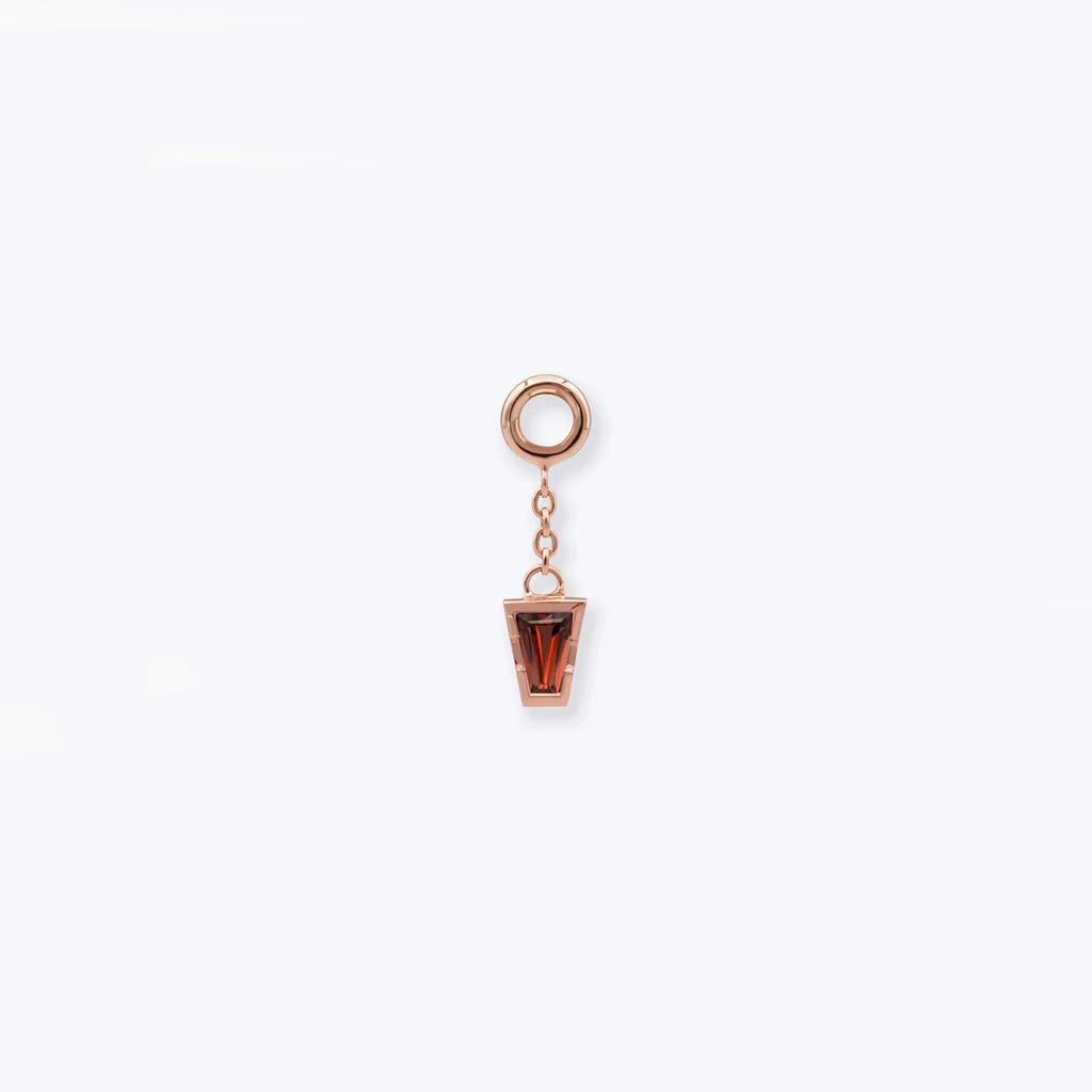 Tether | 14k gold | Linda Chain Charm | Garnet